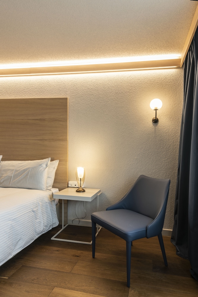 Junior Suite, Multiple Beds, Balcony, Mountainside photo 3