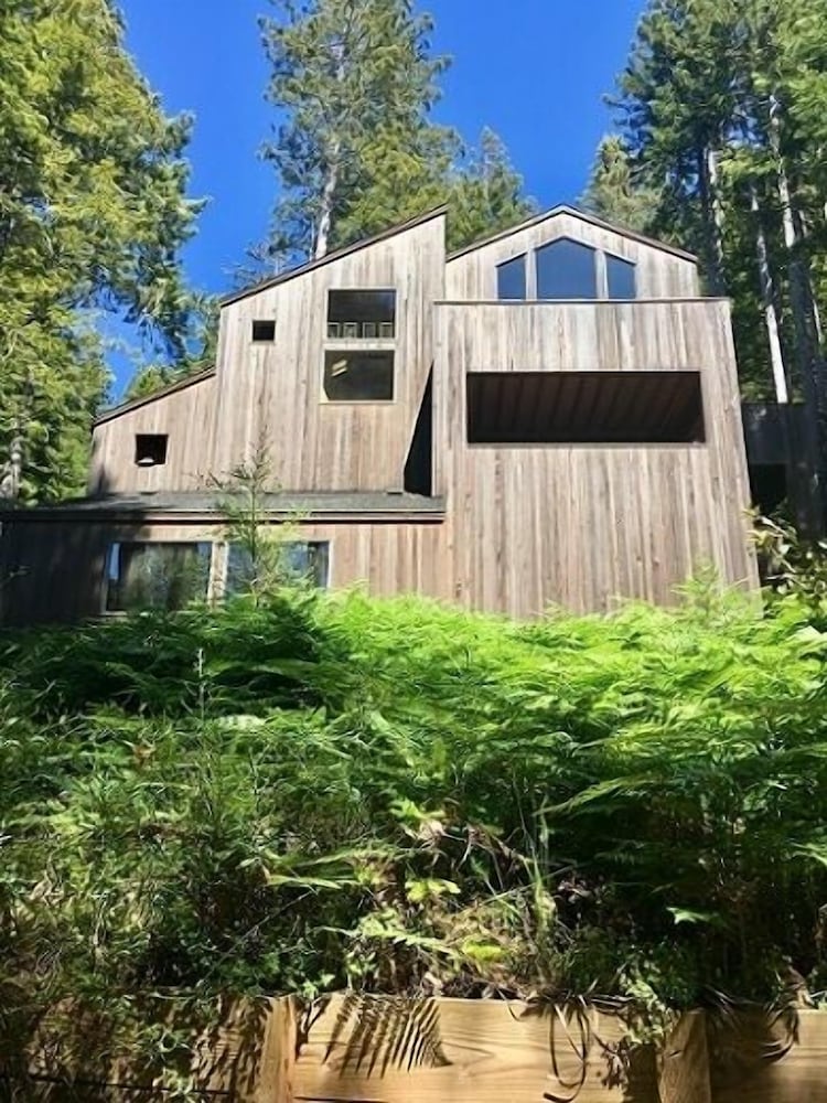 House, 3 Bedrooms photo 2