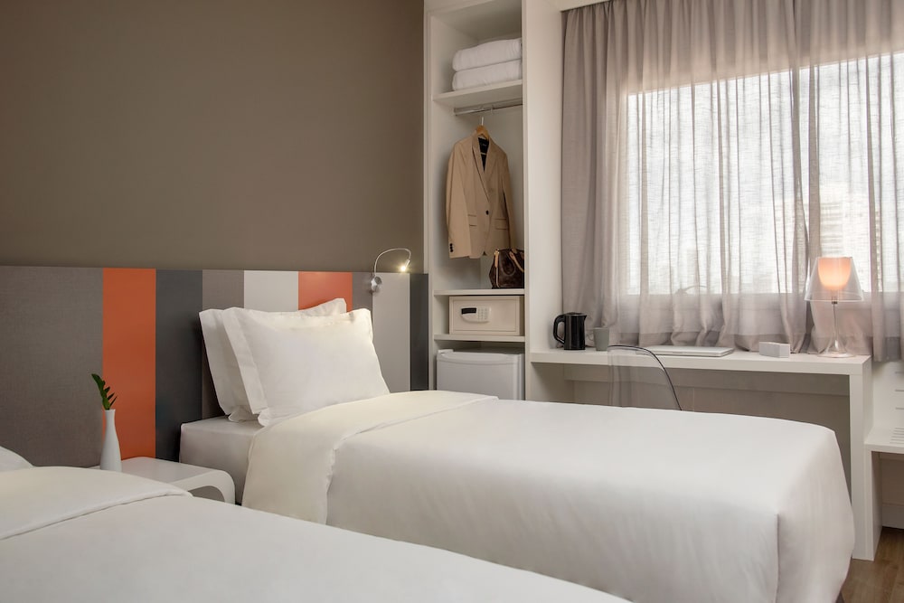 Luxury Twin Room photo 3