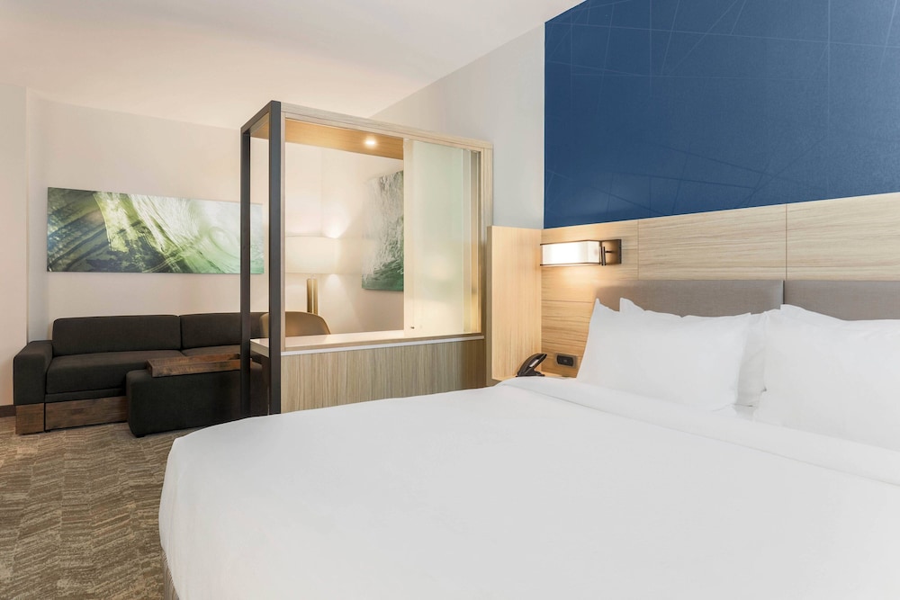 Studio, 2 Queen Beds, City View (Mobility Accessible, Tub) - Photo 5