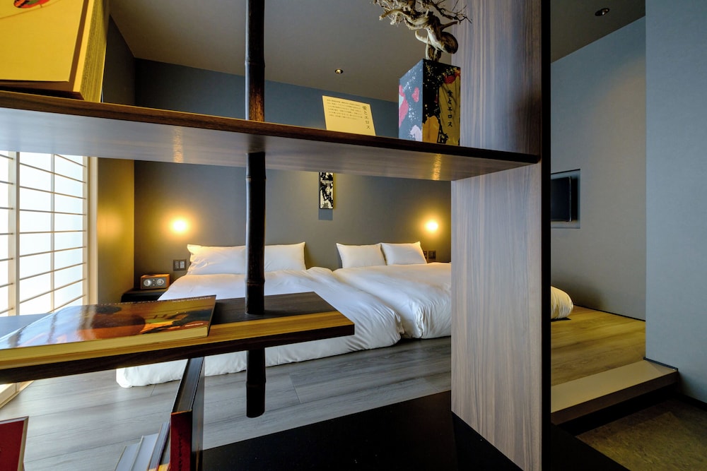 Design Twin Room