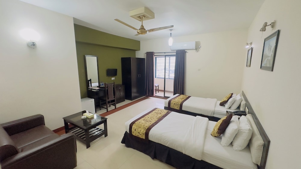 Deluxe Twin Room - Photo 1