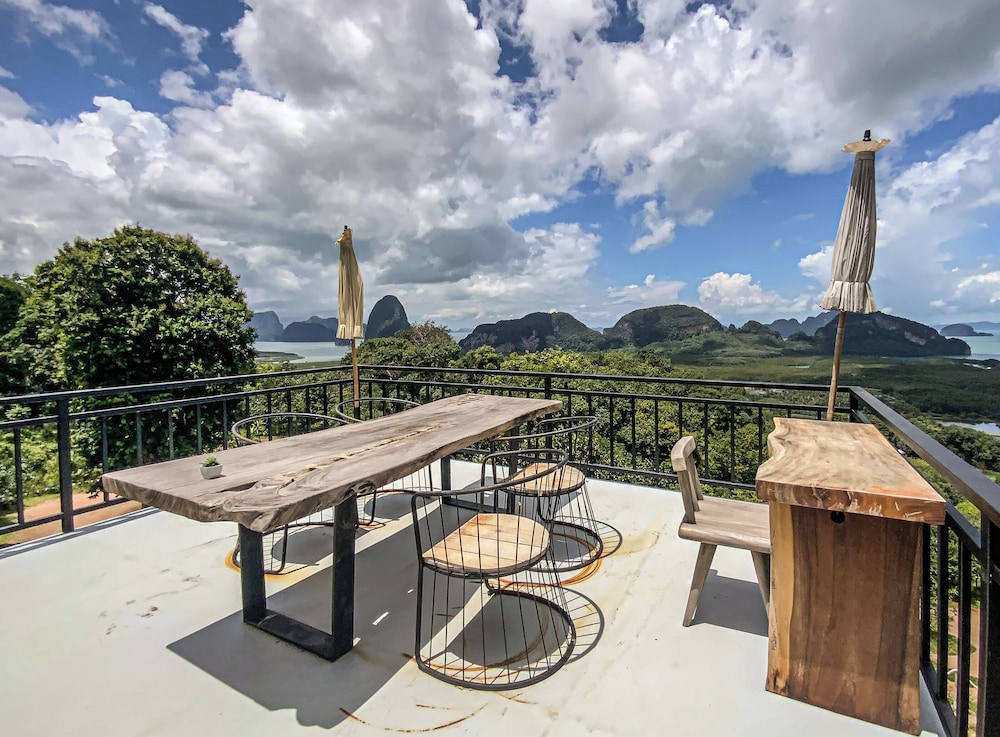 Grand Panoramic View Suite - Photo 8