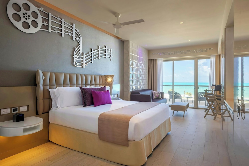 STAR Class Junior Suite Ocean View - Photo 3