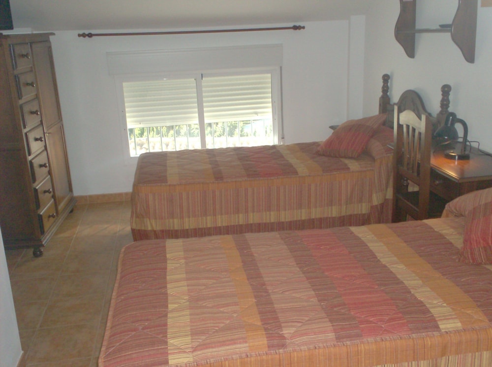 Habitación Triple Básica