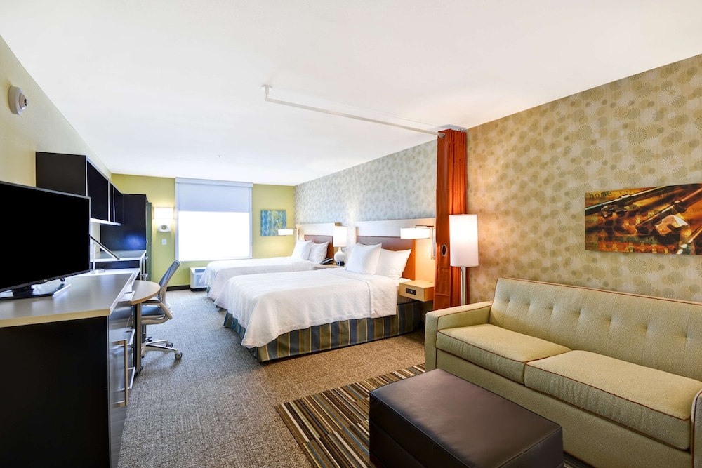 Studio, 2 Queen Beds, Accessible (Hearing) photo 1