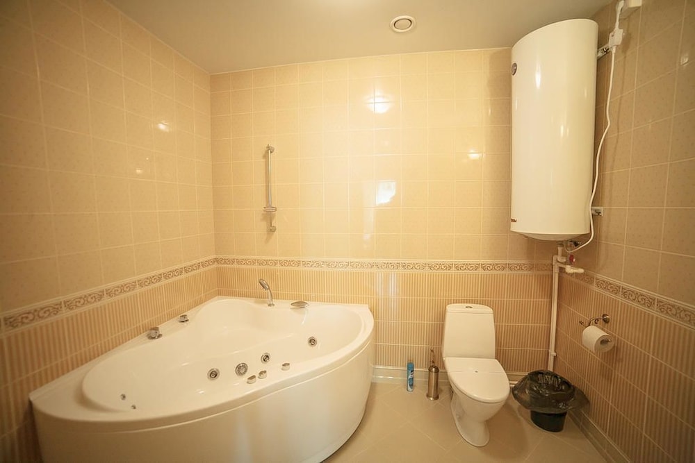 Comfort Suite photo 2