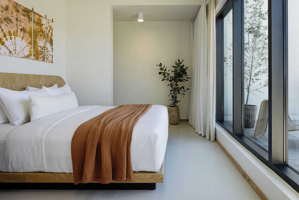 Penthouse photo 1