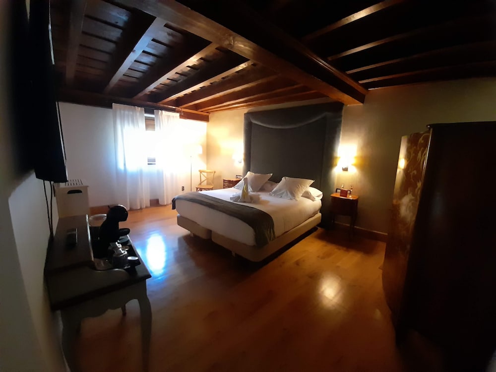 Premium Studio Suite Premium Studio Suite