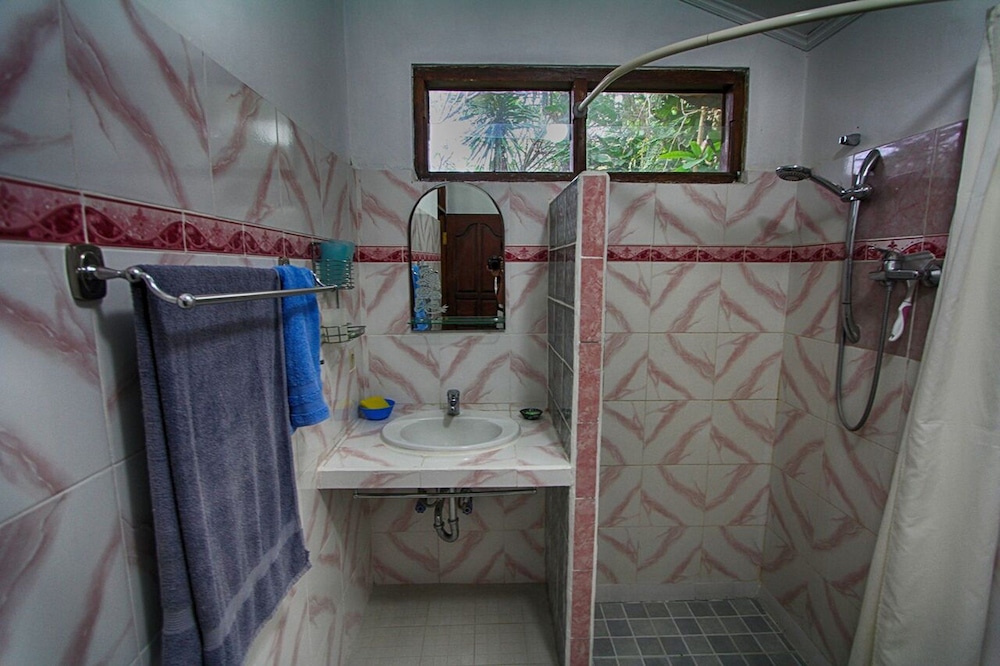 Room 5 photo 3