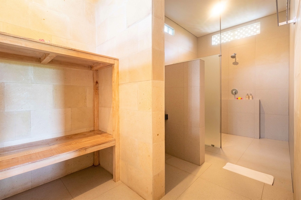 Deluxe Double or Twin Room - Photo 2