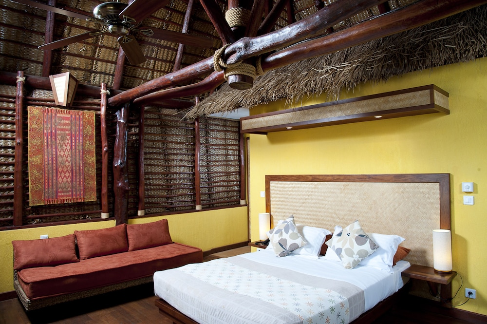 Melanesian Bungalow
