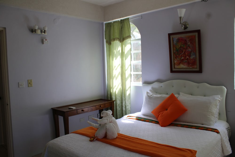 Deluxe Suite, 2 Bedrooms, Mountain View photo 3