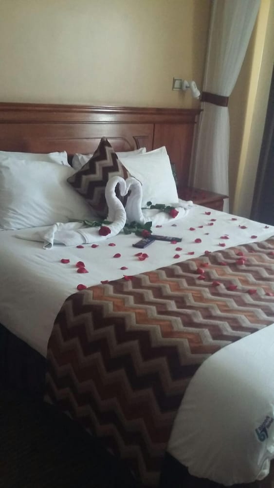 Superior Room, 1 Queen Bed, Garden View photo 2