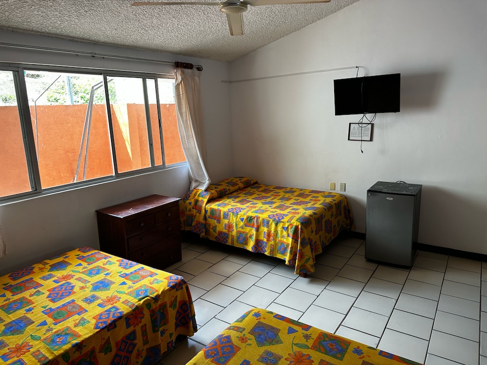 Traditional Triple Room photo 3