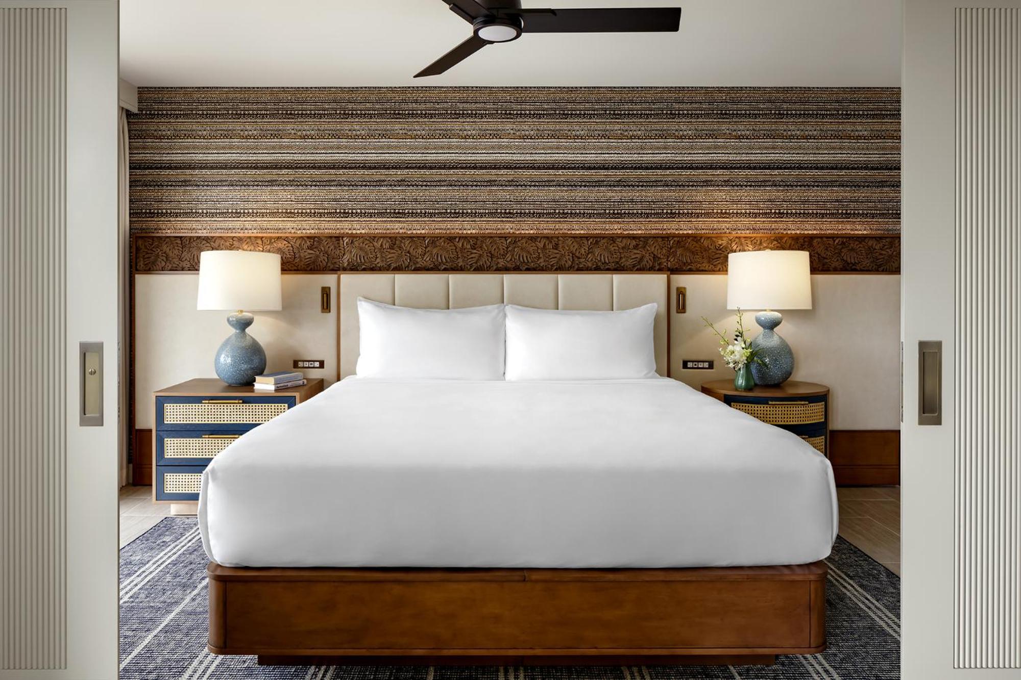 Signature King Suite with Sofa Bed and Ocean View
