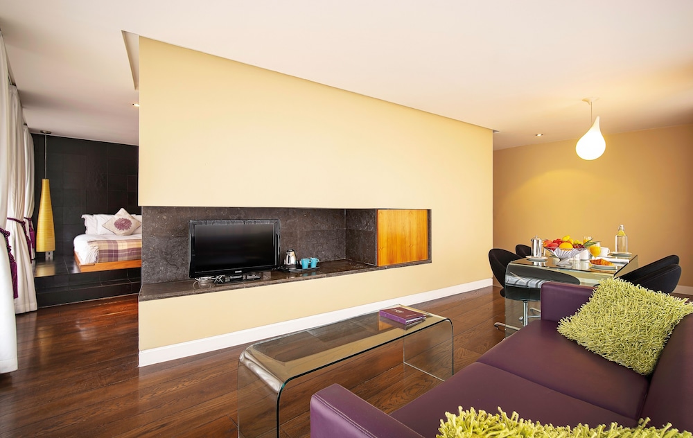 Superior Penthouse, 1 King Bed