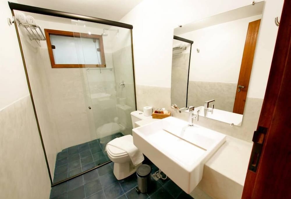 Standard Triple Room, Garden View photo 2