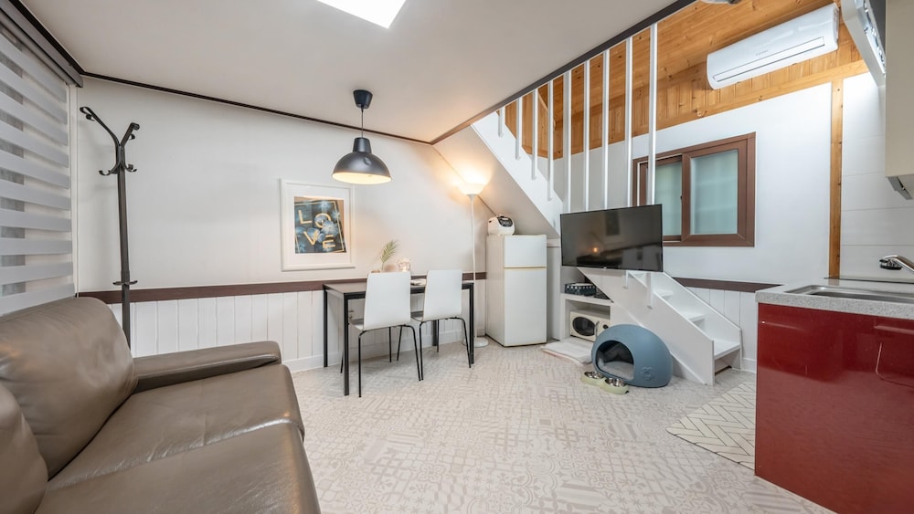 Basic Room, 1 Bedroom (room4)