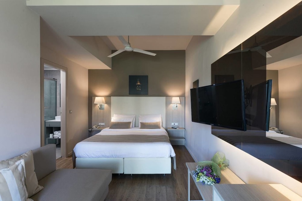 Executive Apartment