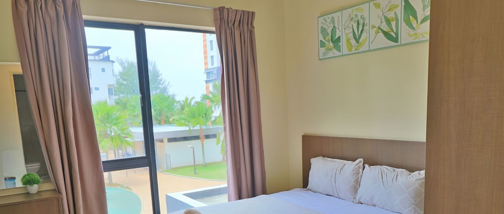 Standard Apartment, 2 Bedrooms, Pool View, Beachside - Photo 9