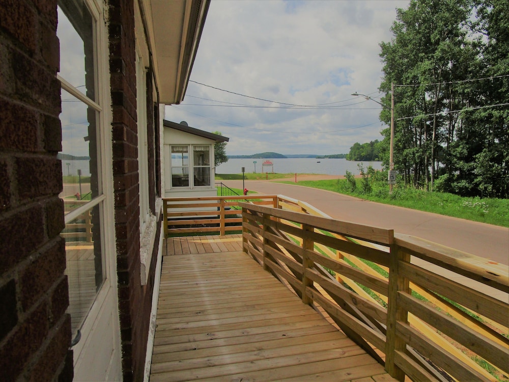 Standard House, Multiple Beds, Non Smoking (Active Lakeview Escape) photo 1