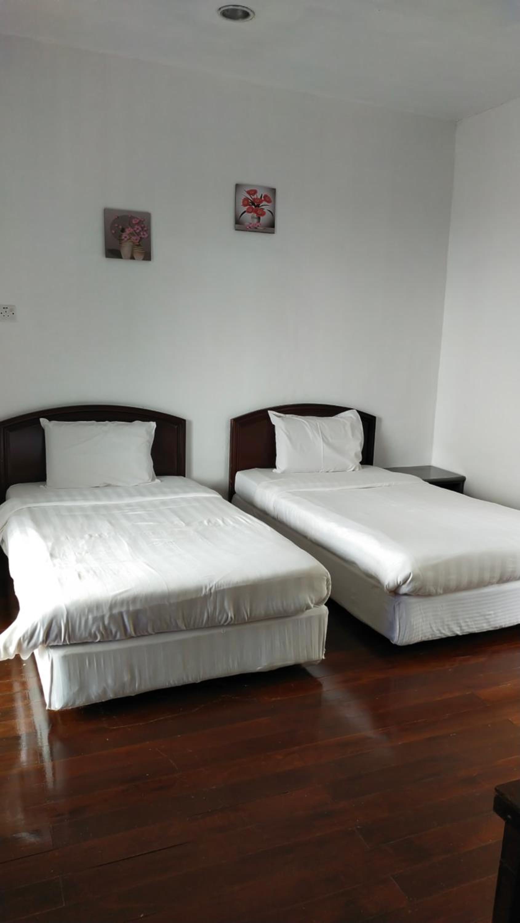 Deluxe Twin Room photo 2