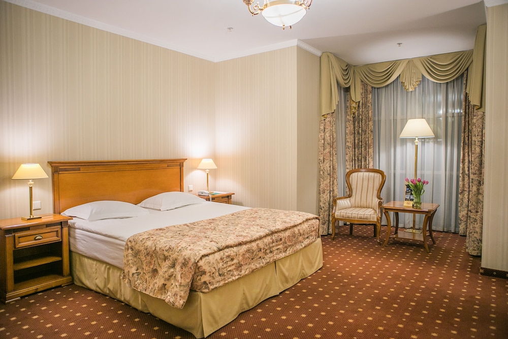 Premium Double or Twin Room, City View (Улучшенный номер "Премиум")