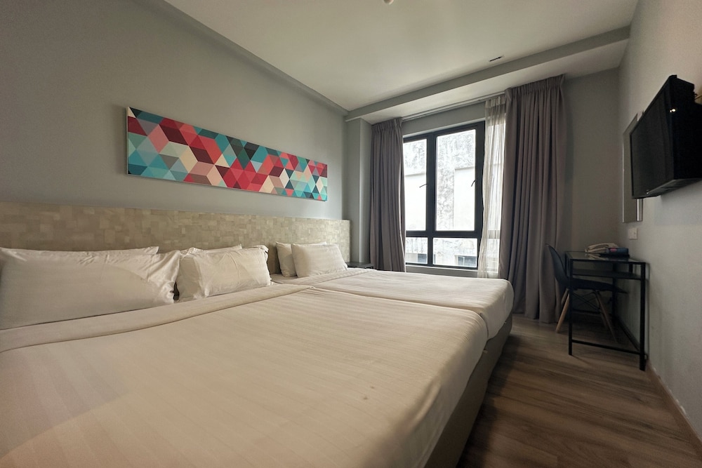 Deluxe Triple Room photo 3