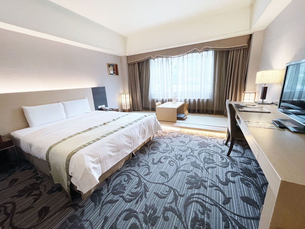 Senior Double Room photo 2
