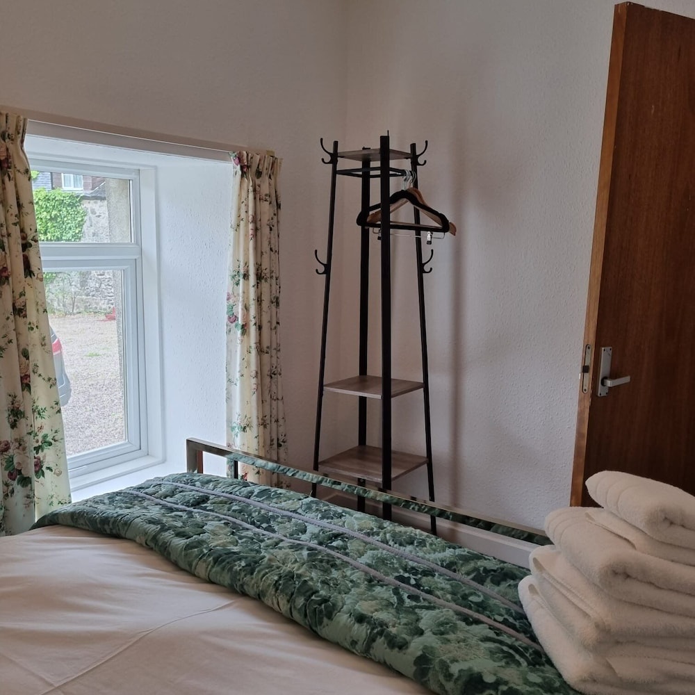 Oak Cottage photo 3