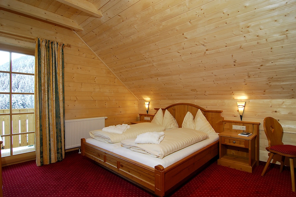 Comfort Double Room, Mountain View (Gänseblümchen)