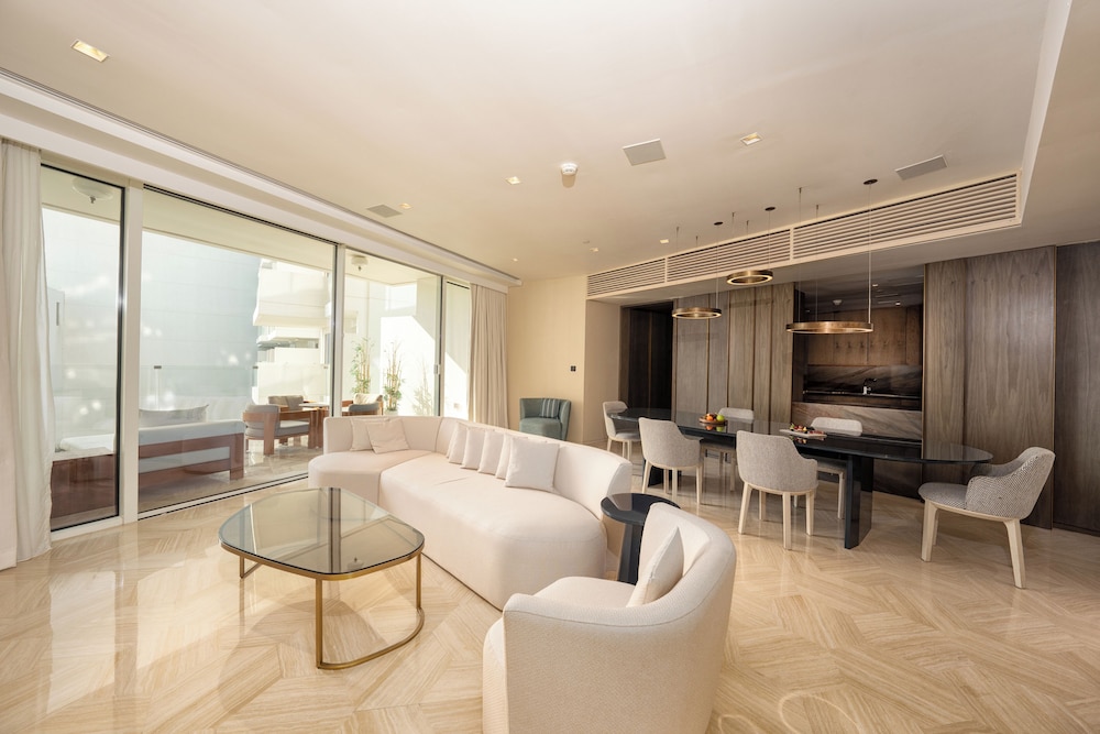 2 BED | Hotel Apartment thumbnail 5