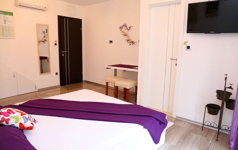 Deluxe Room, 1 Double Bed photo 1