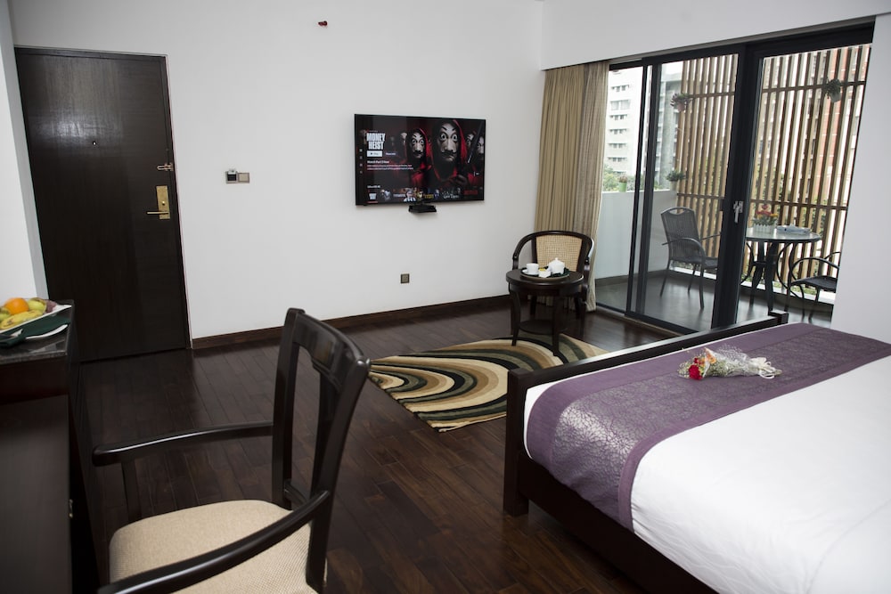 Superior Suite - Photo 1