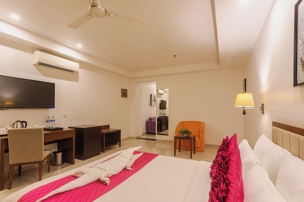 Suite - Photo 4
