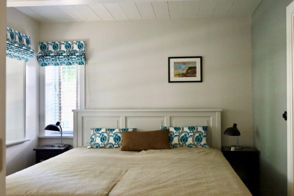 Apartment photo 2