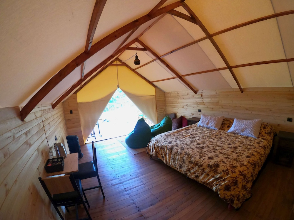Superior Tent photo 1