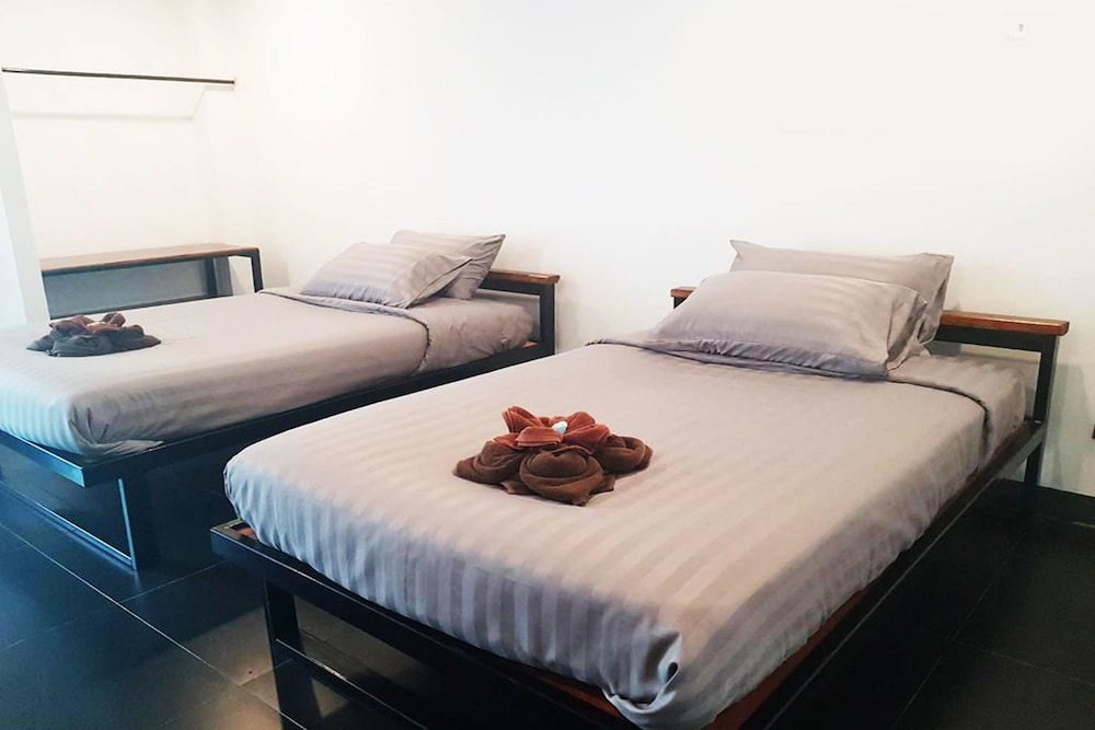 Standard Room, 2 Twin Beds photo 1
