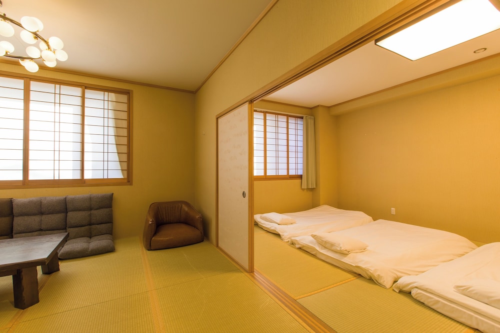Japanese Style Room, For 8 People photo 1