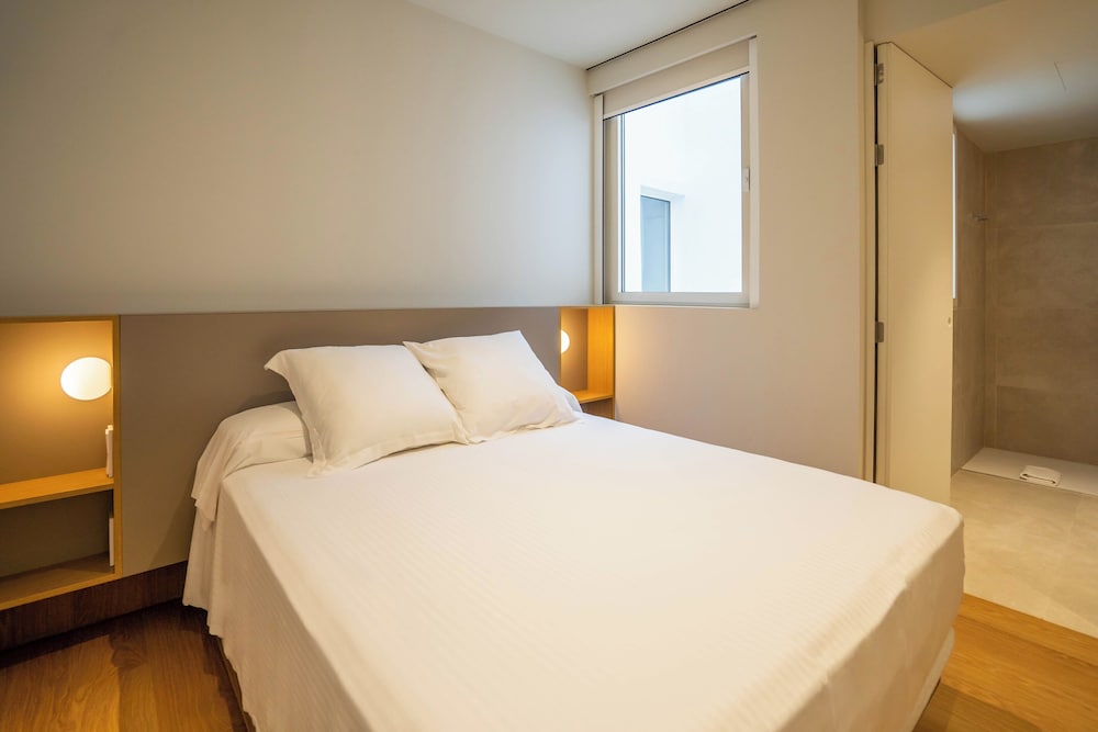 Double Room (Matrimonial 1 pax)
