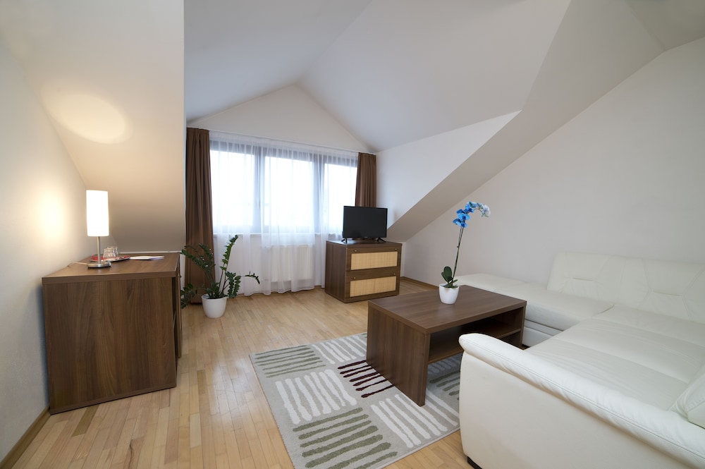 Superior Suite photo 2