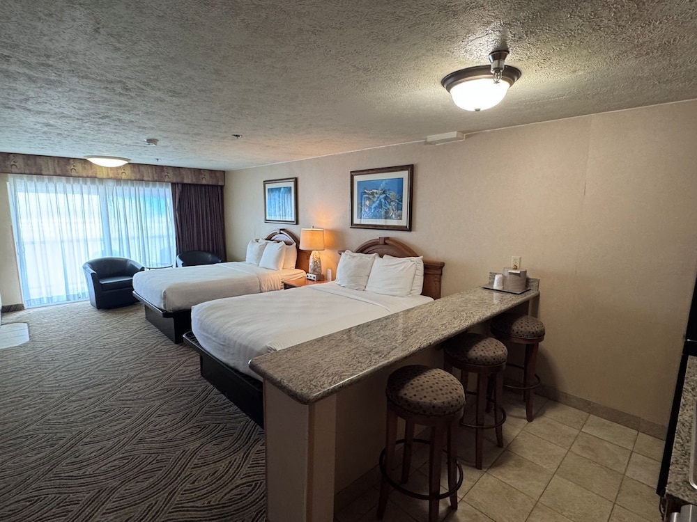 Premium Room, 2 Queen Beds, Balcony, Ocean View - Photo 1