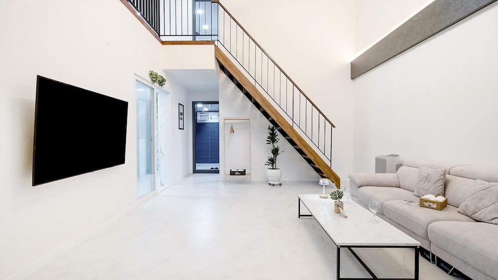 Basic Room, 2 Bedrooms (Poolvilla 101 Betelgeuse) photo 1