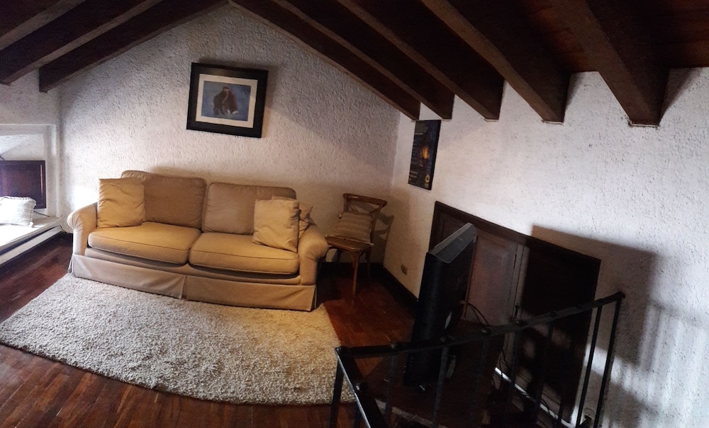 Apartment photo 1
