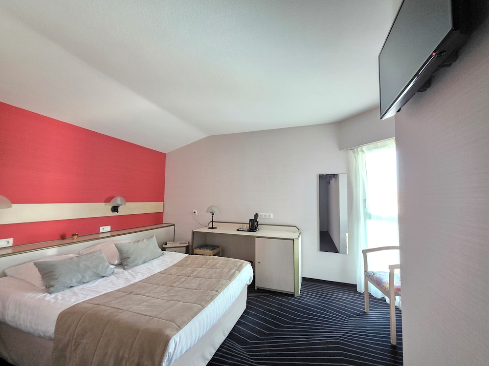 Standard Double Room - Photo 1