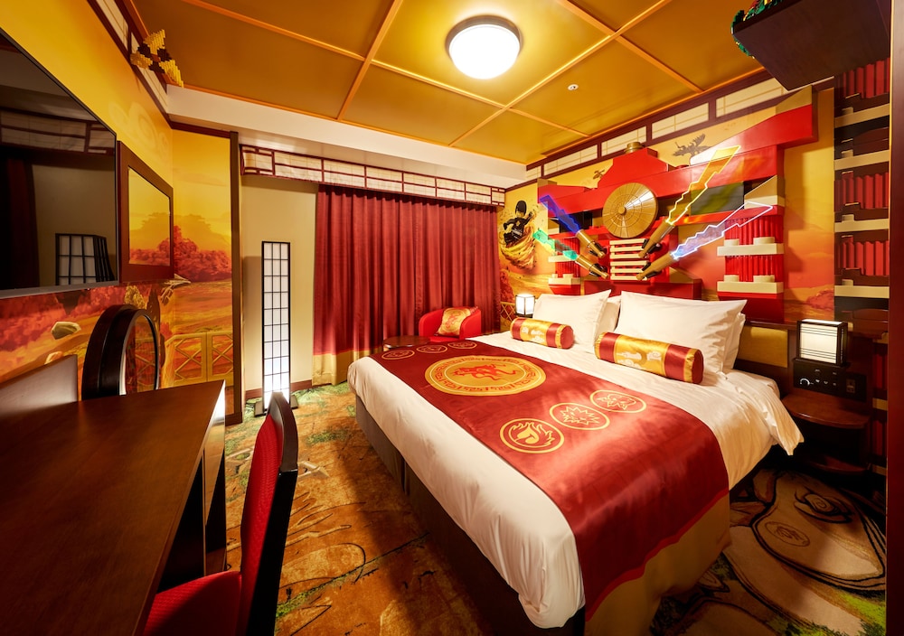 LEGO NINJAGO Premium view photo 1
