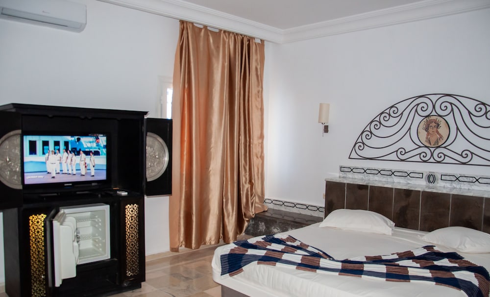 Suite - Photo 5