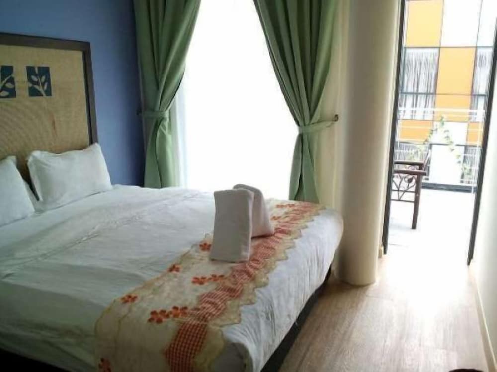 Deluxe Double Room, Balcony photo 2