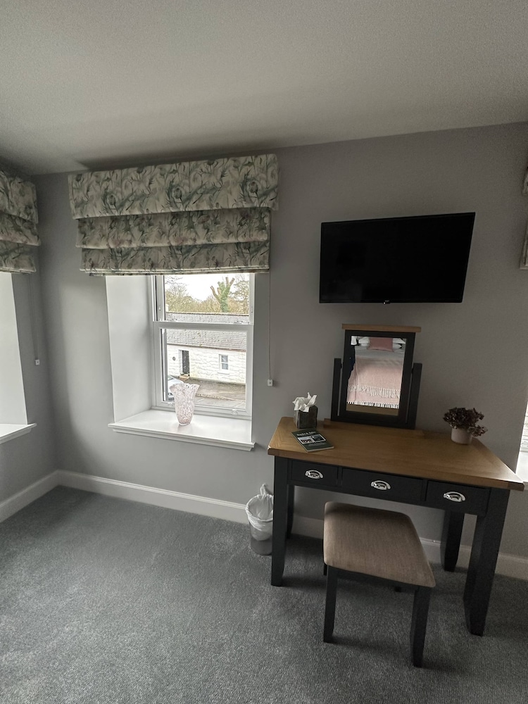 Deluxe Double or Twin Room photo 2
